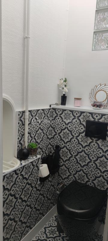 Demeure - 146 m² - 7 pièces