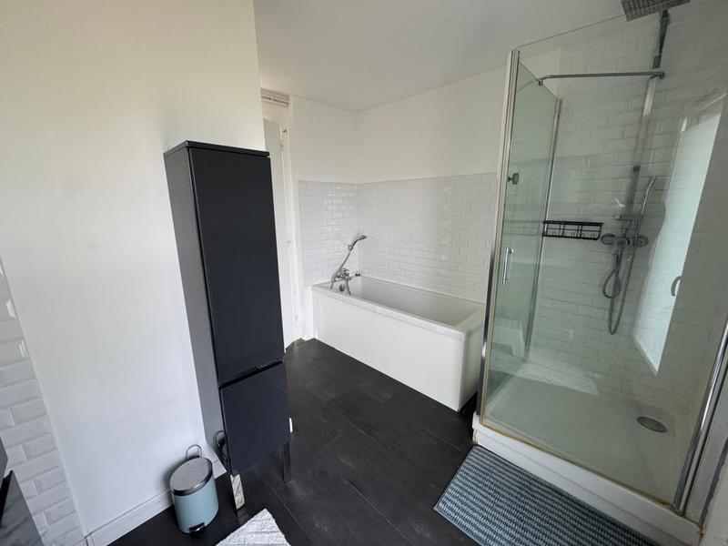 Maison - 161 m² - 6 pièces