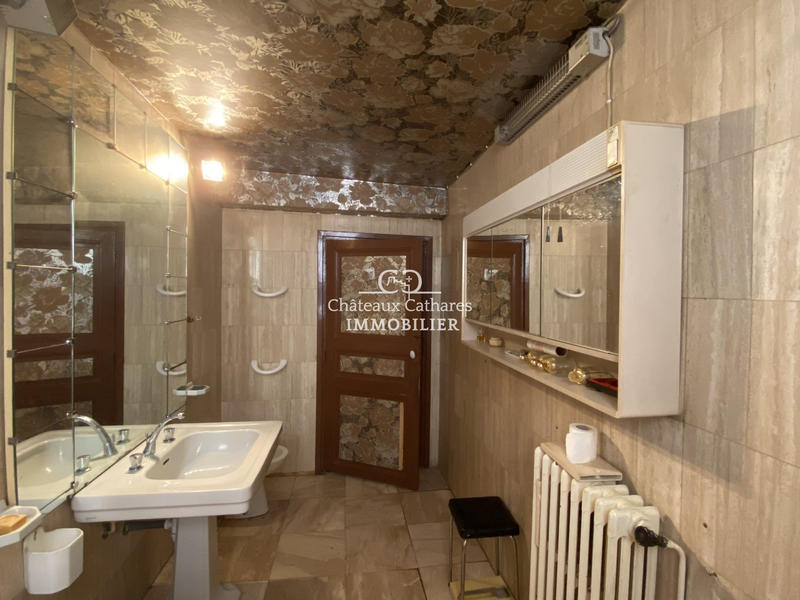 Maison ancienne - 337 m² - 10 pièces