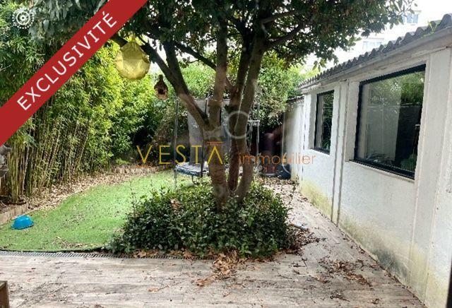 Maison - 93 m² - 4 pièces