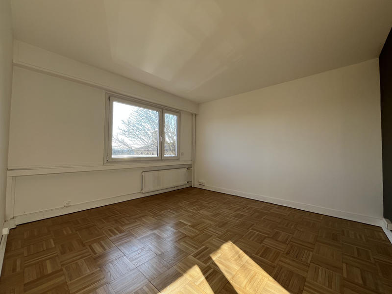 Appartement - 120 m² - 5 pièces