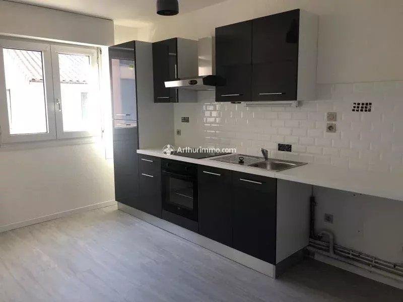 Appartement - 64 m² - 2 pièces