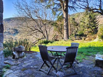 Maison en pierre - 250 m² - 9 pièces