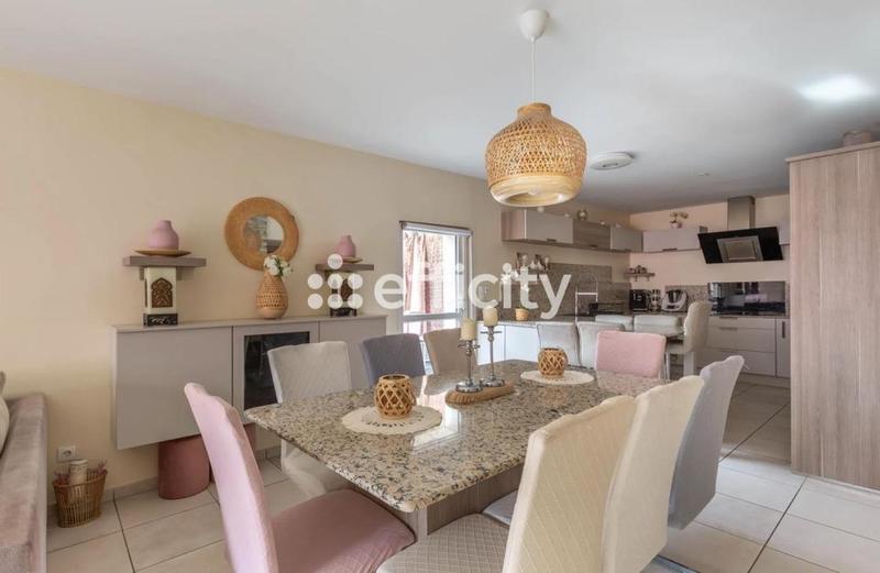 Villa - 181 m² - 7 pièces