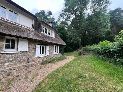 Chaumière - 120 m² - 5 pièces