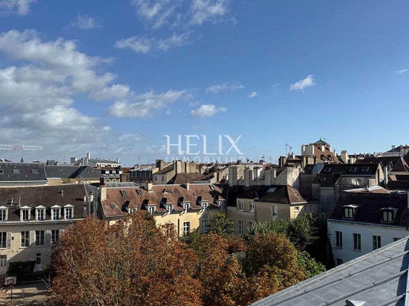 Appartement - 110 m² - 4 pièces