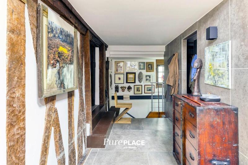 Loft - 70 m² - 3 pièces