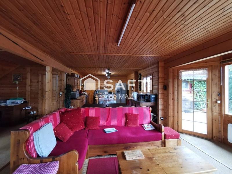 Maison - 240 m² - 6 pièces