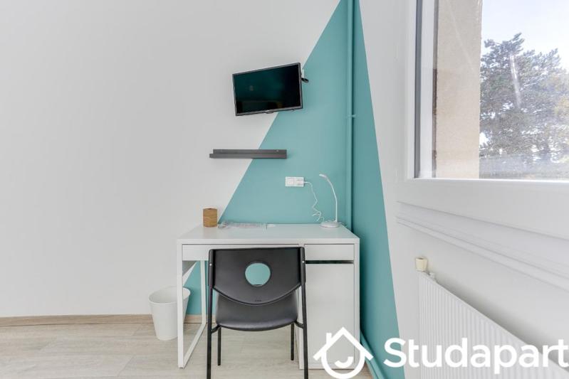 Chambre - 11 m² - 1 pièce