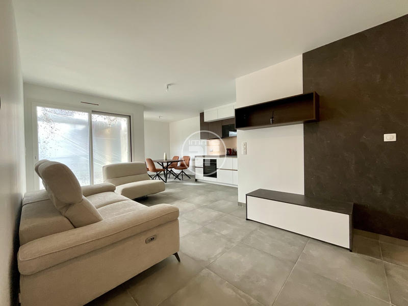 Appartement - 86 m² - 4 pièces