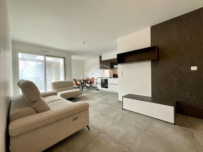 Appartement - 86 m² - 4 pièces