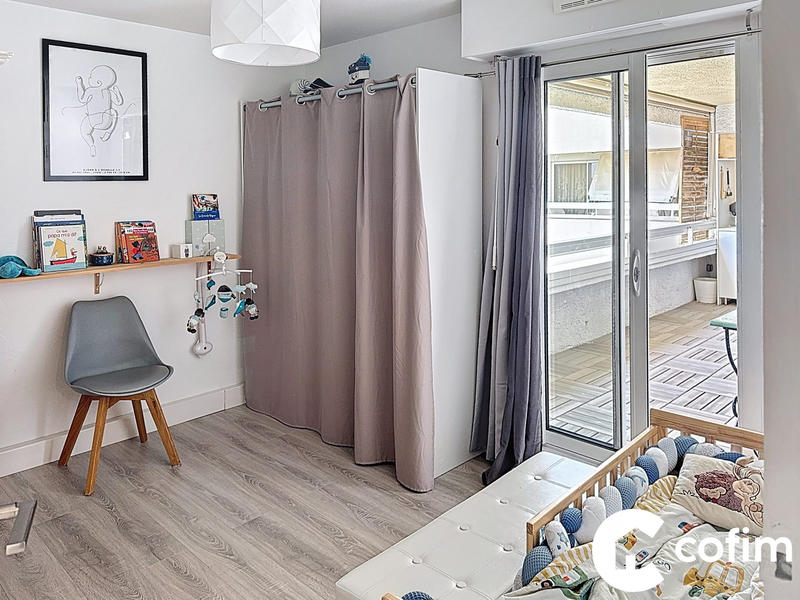 Appartement - 79 m² - 4 pièces