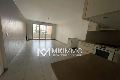 Appartement - 60 m² - 3 pièces