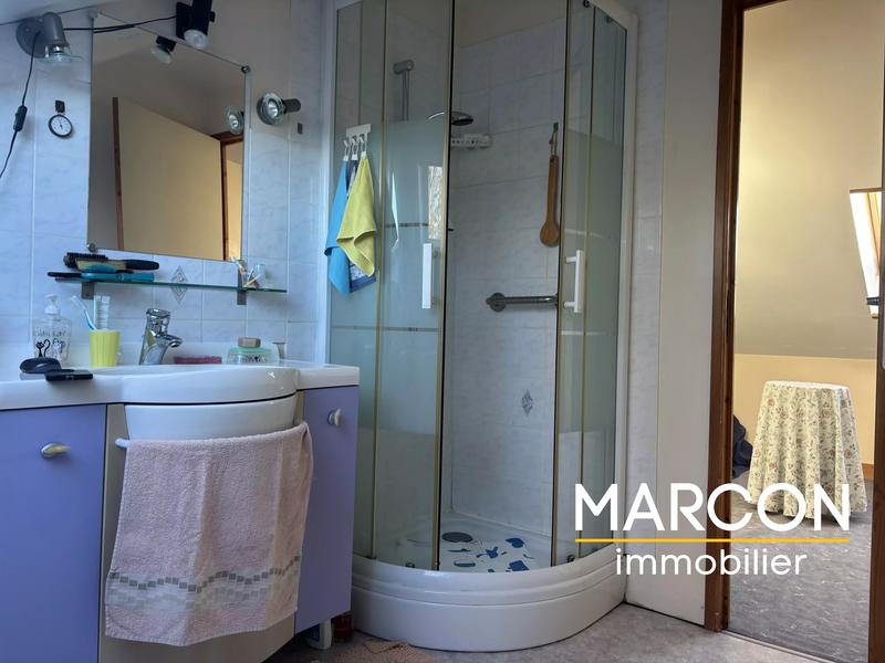 Maison - 196 m² - 7 pièces