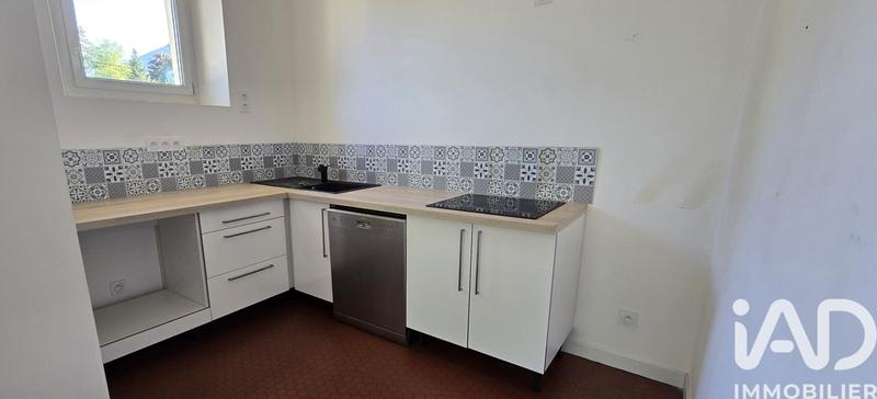 Appartement - 90 m² - 3 pièces