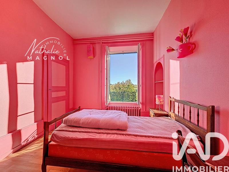 Maison - 197 m² - 8 pièces