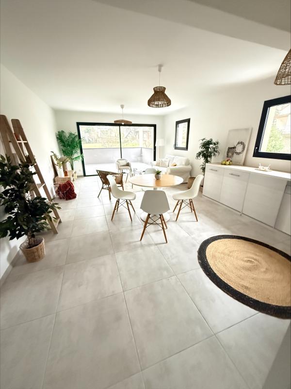 Appartement - 83 m² - 4 pièces