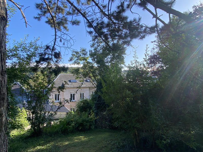 Maison - 150 m² - 10 pièces