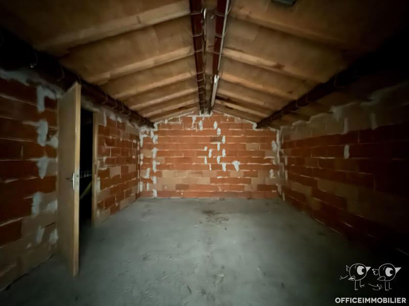 Local d'activité / Entrepôt - 775 m²