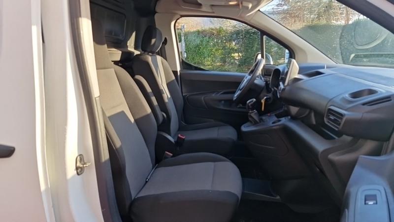 Opel combo cargo 1.5 100 Ch s/S L1h1 Bvm5 Standard Pack Clim