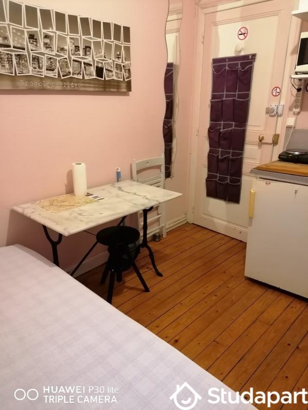 Chambre - 10 m² - 1 pièce