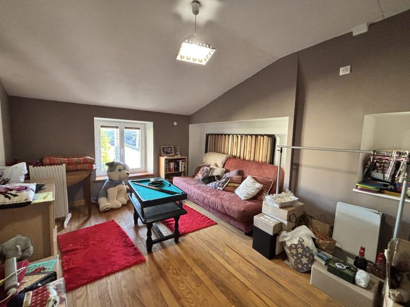 Maison ancienne - 180 m² - 9 pièces