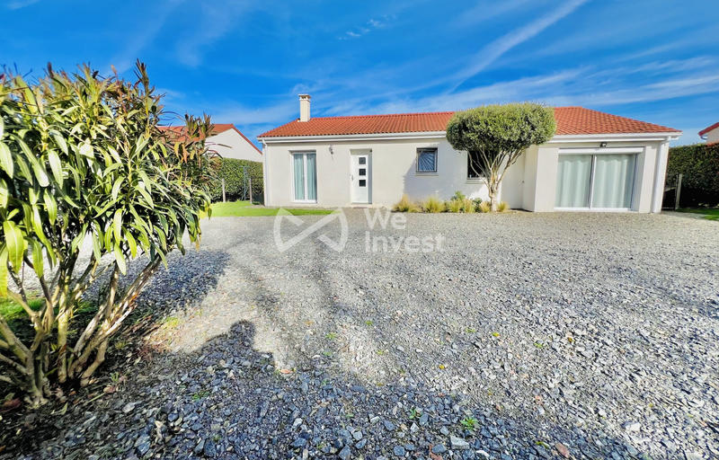 Maison - 95 m² - 5 pièces