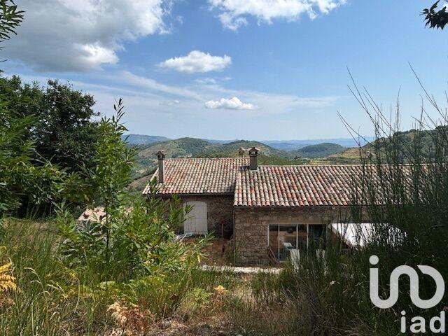 Maison - 300 m² - 10 pièces