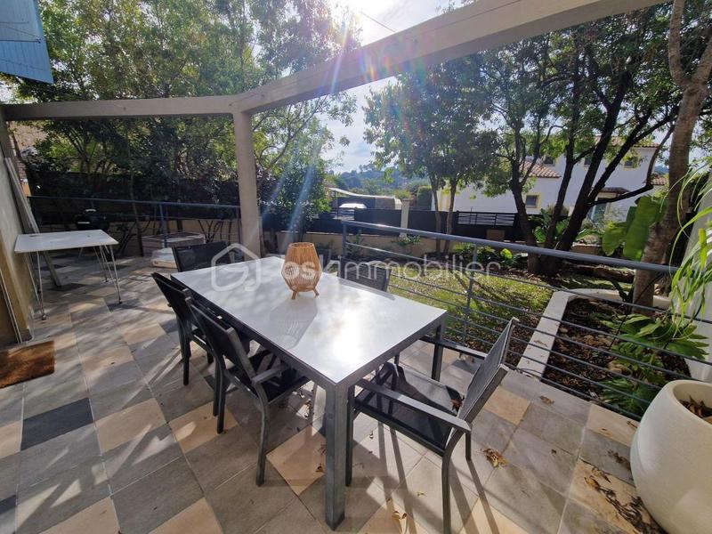 Villa - 147 m² - 6 pièces