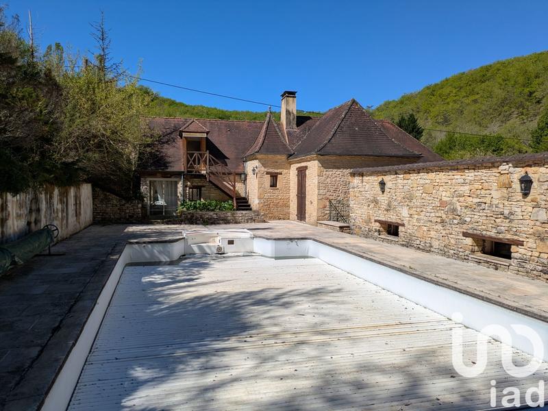 Maison - 160 m² - 5 pièces