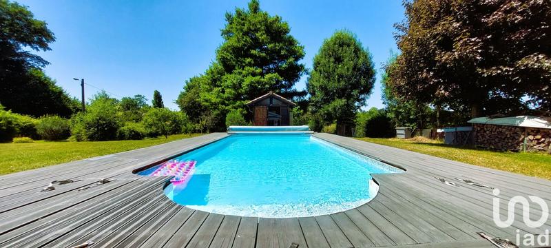 Maison - 325 m² - 10 pièces