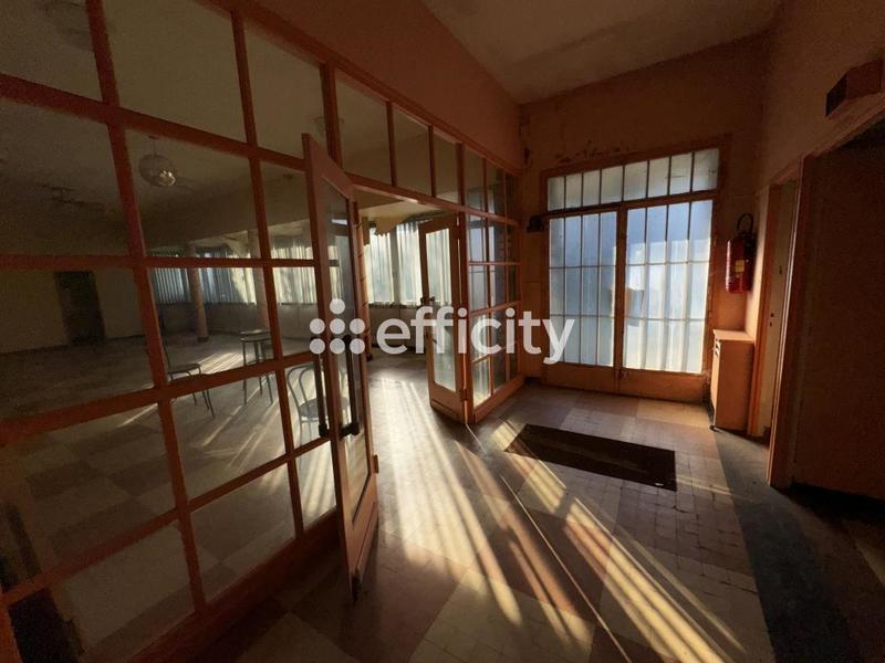 Bureau - 270 m² - 8 pièces