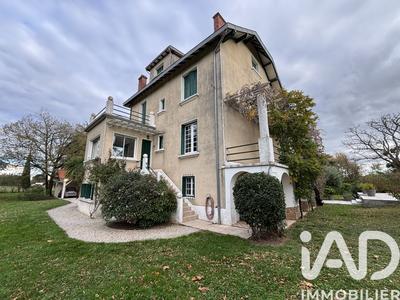 Maison - 291 m² - 7 pièces