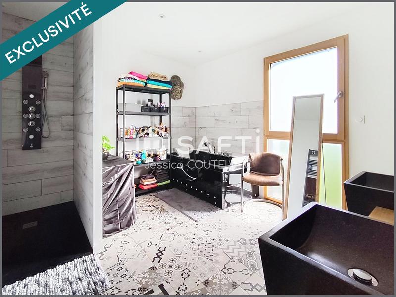 Maison - 160 m² - 5 pièces