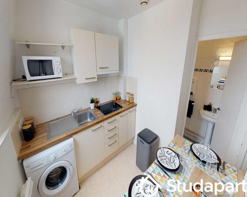 Chambre - 50 m² - 1 pièce