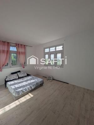 Maison - 160 m² - 4 pièces