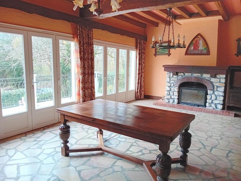 Maison - 178 m² - 6 pièces