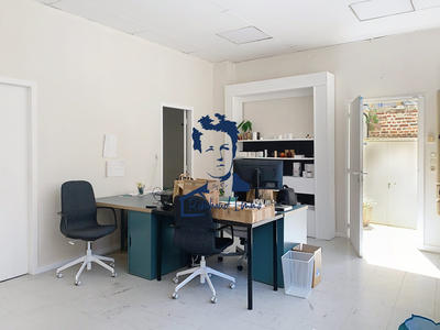 Bureau - 100 m² - 2 pièces