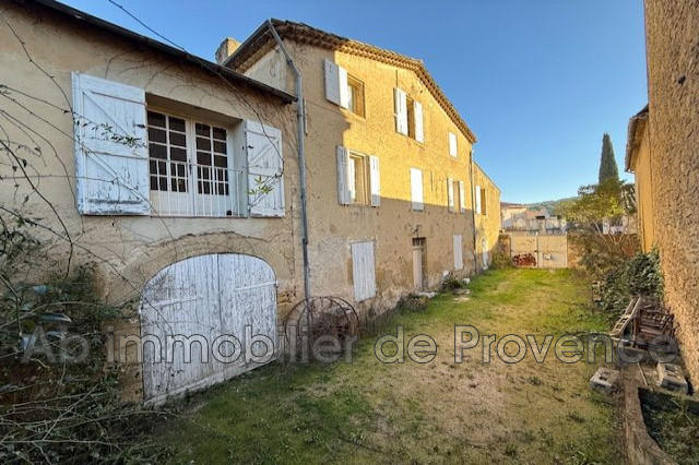 Maison - 189 m² - 3 pièces