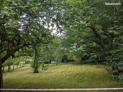 Terrain constructible - 832 m²