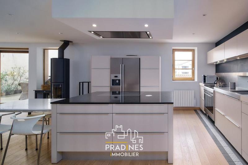 Duplex - 144 m² - 6 pièces