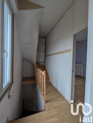 Maison - 180 m² - 9 pièces
