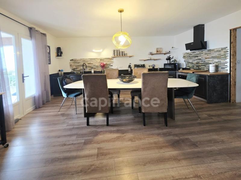 Maison - 190 m² - 6 pièces
