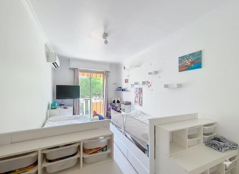 Appartement - 76 m² - 4 pièces