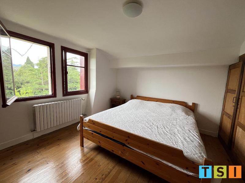 Maison - 170 m² - 8 pièces