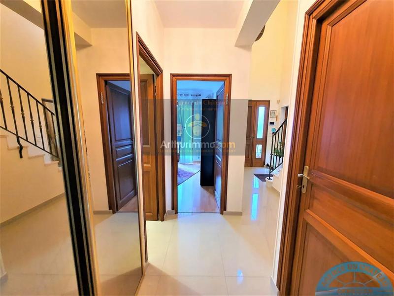 Maison - 160 m² - 7 pièces