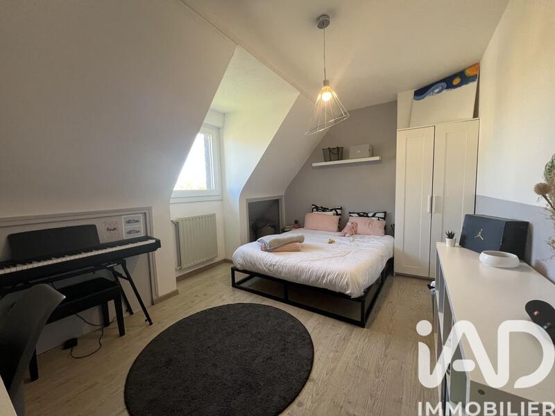 Maison - 100 m² - 6 pièces