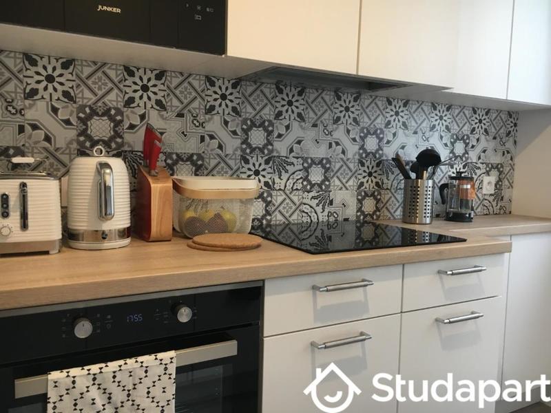 Chambre - 9 m² - 1 pièce