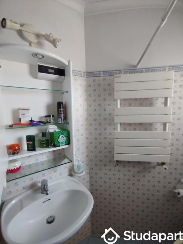 Chambre - 140 m² - 1 pièce