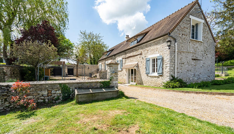 Maison ancienne - 147 m² - 7 pièces